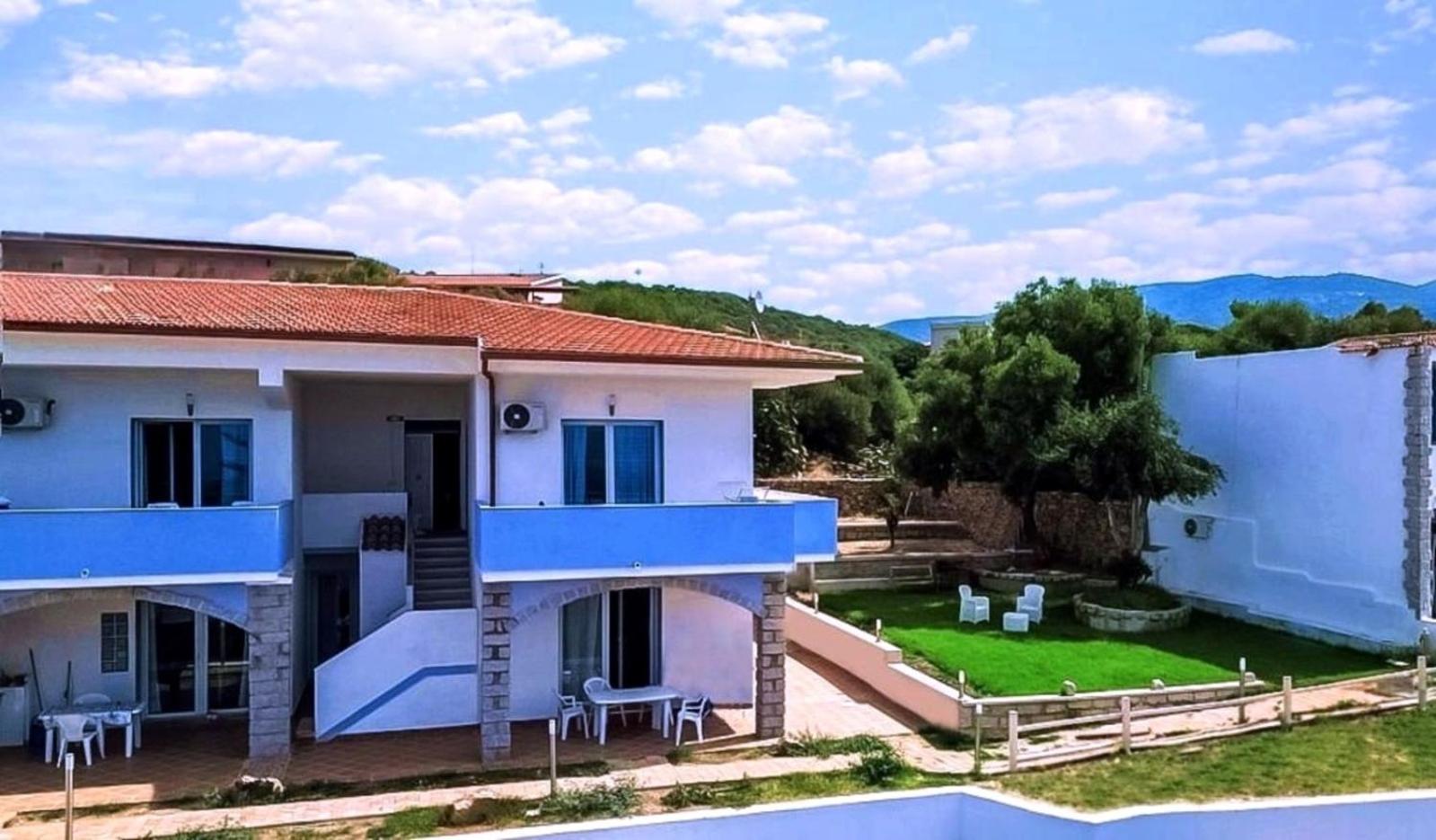 Beb Con Piscina Villa Del Borgo Badesi Zewnętrze zdjęcie