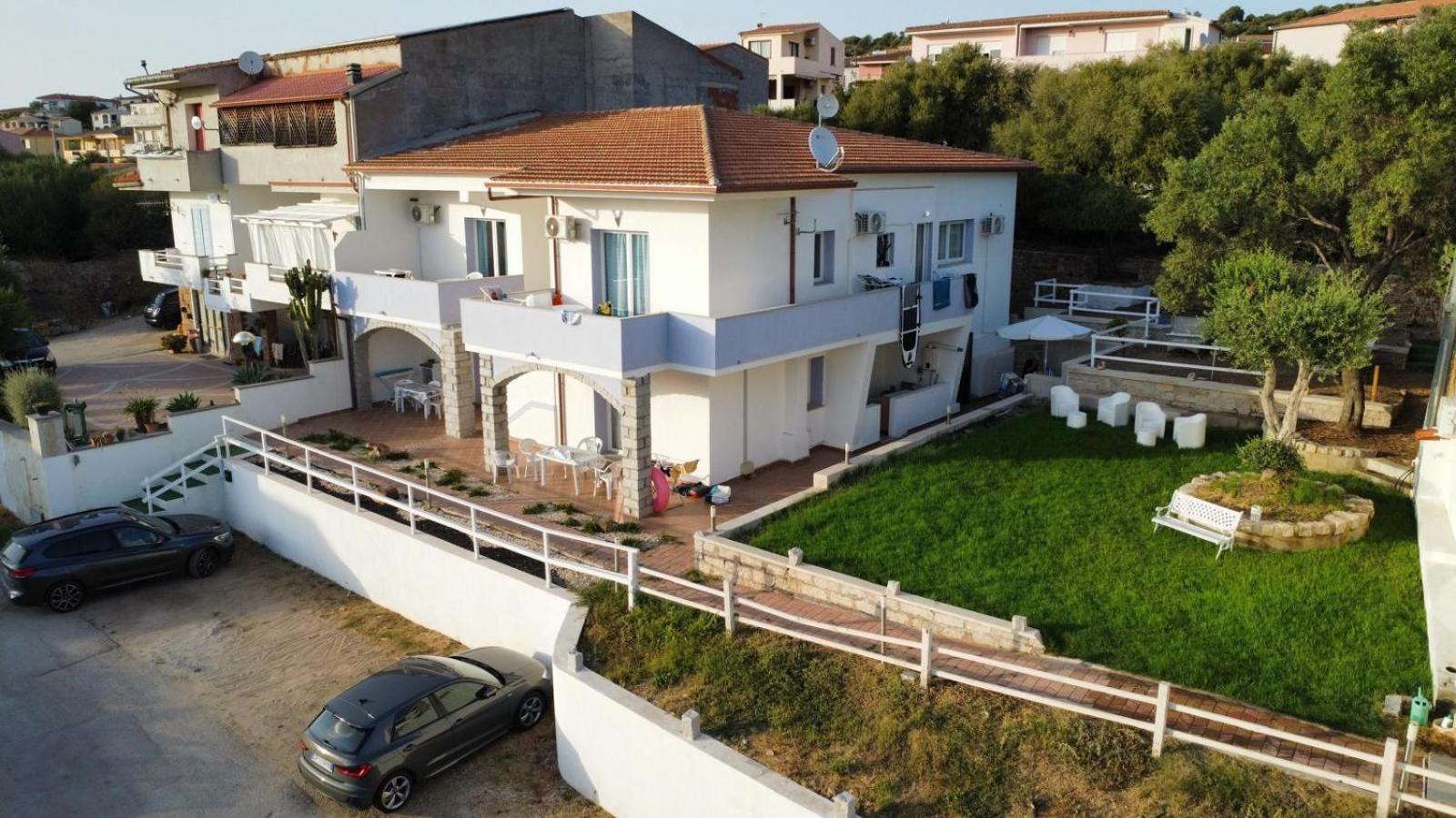 Beb Con Piscina Villa Del Borgo Badesi Zewnętrze zdjęcie