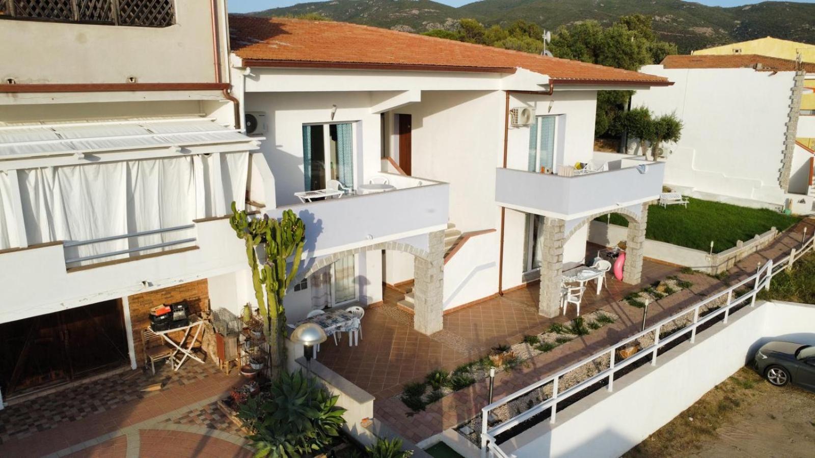 Beb Con Piscina Villa Del Borgo Badesi Zewnętrze zdjęcie